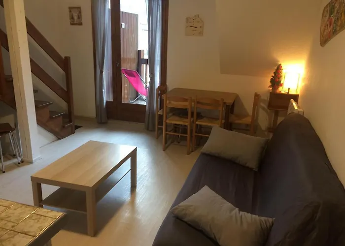 Duplex T2 Cabine aux pieds du télécabine avec parking